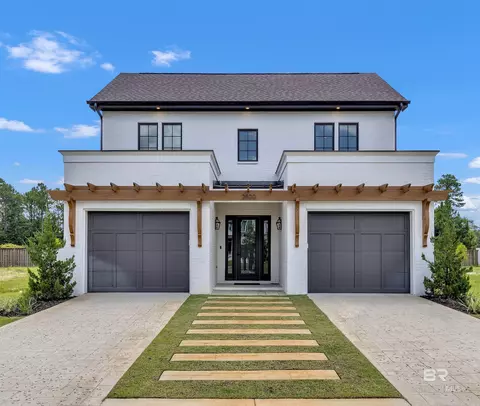 2820 Straits Blvd, Gulf Shores, AL 36542