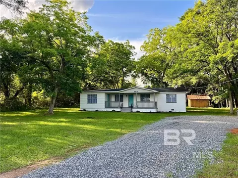 8636 Boe Rd, Irvington, AL 36544