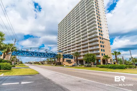 1010 W Beach Blvd #304, Gulf Shores, AL 36542