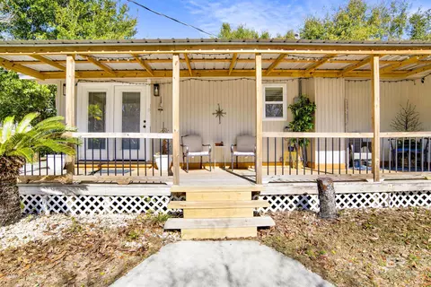5590 Louisiana St, Orange Beach, AL 36561