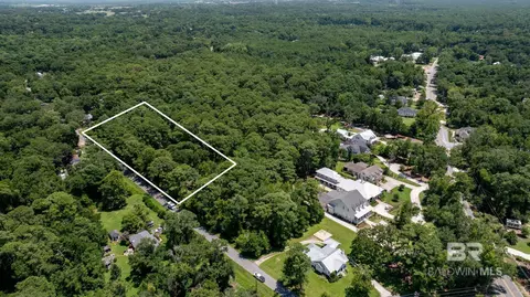 6150 Ponder Rd, Fairhope, AL 36532