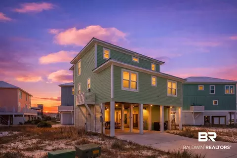 6052 Sawgrass Cir, Gulf Shores, AL 36542