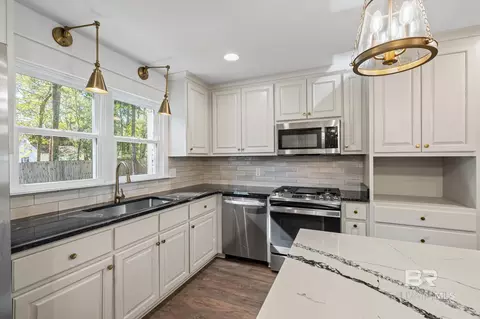 Kitchen - 3933 Radnor Ave, Mobile, AL 36608 photo 4 of 4