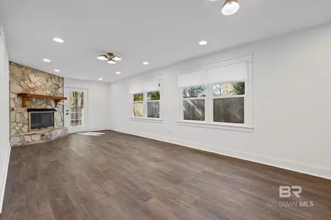 Living - 3933 Radnor Ave, Mobile, AL 36608 photo 1 of 3