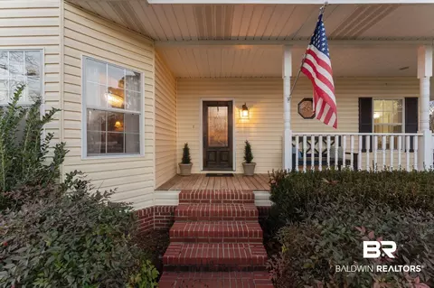 Exterior - 124 Main St, Monroeville, AL 36460 photo 2 of 14