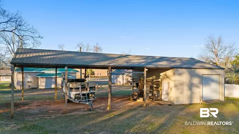 Exterior - 124 Main St, Monroeville, AL 36460 photo 9 of 14