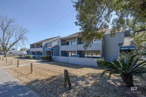 132 W Satsuma Ave #132, Foley, AL 36535