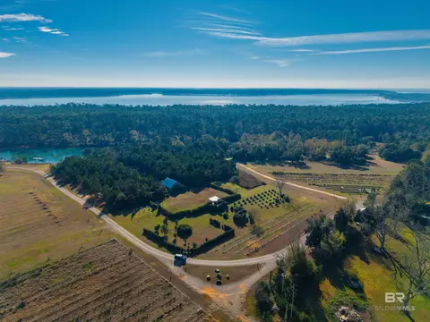 12562 Mary Ann Beach Rd, Fairhope, AL 36532