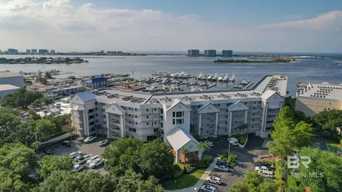 27800 Canal Rd #313, Orange Beach, AL 36561