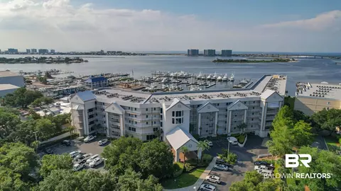 27800 Canal Rd #313, Orange Beach, AL 36561