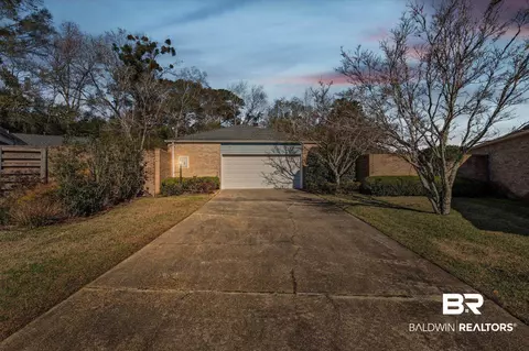 15 Stonebridge Ct, Mobile, AL 36608 photo 2