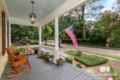 12 Lemoyne Pl, Mobile, AL 36604 photo 2