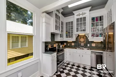 12 Lemoyne Pl, Mobile, AL 36604 photo 12