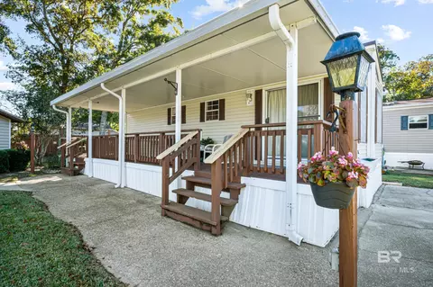 40 Buena Vista Dr, Lillian, AL 36549