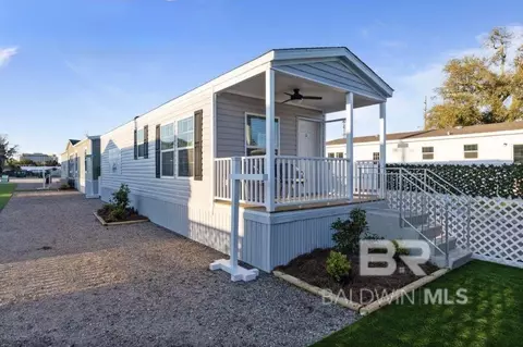 30 Buena Vista Dr, Lillian, AL 36549
