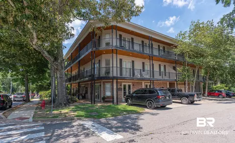 100 N Bancroft St #B-1, Fairhope, AL 36532