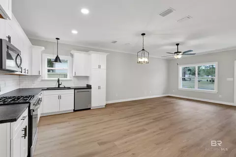 4300 David Dr, Mobile, AL 36609 photo 6