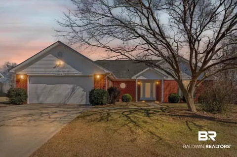 18518 Outlook Dr, Loxley, AL 36551