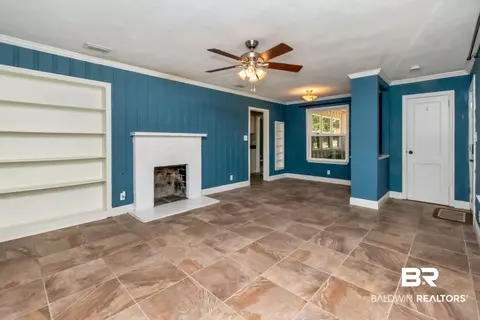 410 St John Pl, Mobile, AL 36609 photo 4