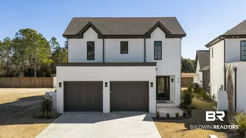 2720 Straits Blvd, Gulf Shores, AL 36542