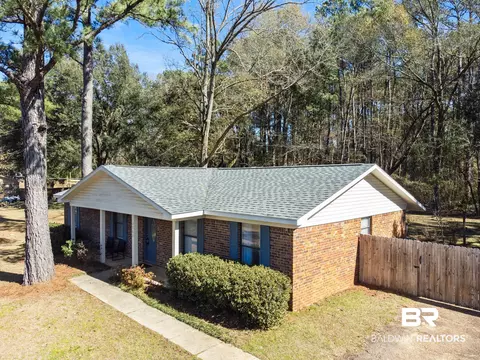 5366 E Scanlan Way, Satsuma, AL 36572