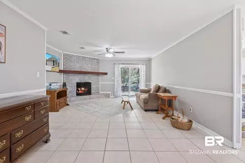 Living - 5366 E Scanlan Way, Satsuma, AL 36572 photo 3 of 4