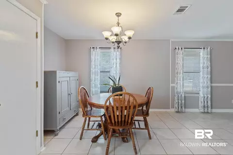 Dining - 5366 E Scanlan Way, Satsuma, AL 36572 photo 1 of 1