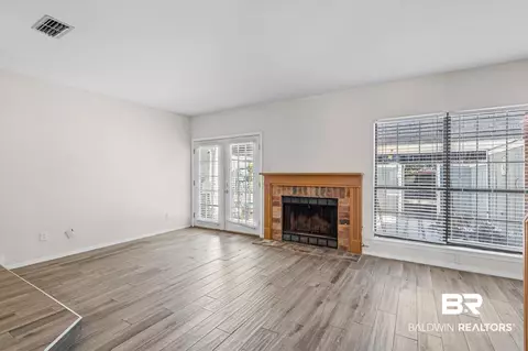 5900 Grelot Rd #504, Mobile, AL 36609 photo 2