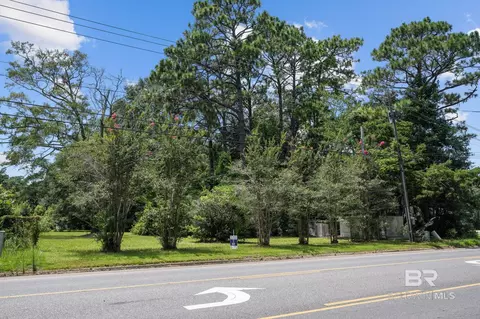 1 Hand Ave, Bay Minette, AL 36507