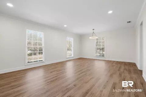 814 Nassau Dr, Mobile, AL 36608 photo 13