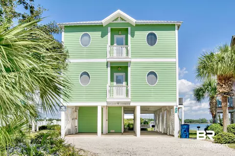 1506 Sandpiper Ln, Gulf Shores, AL 36542