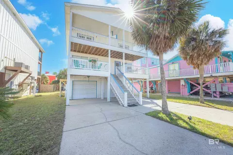 515 W 1st Ave, Gulf Shores, AL 36542