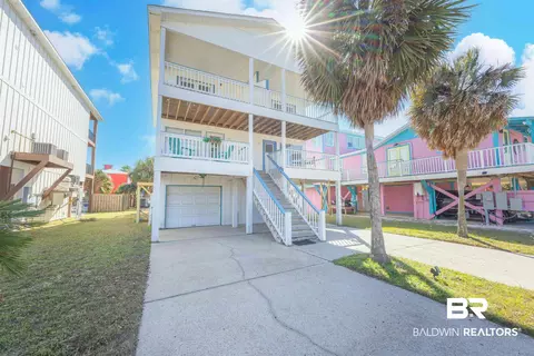 515 W 1st Ave, Gulf Shores, AL 36542