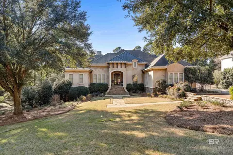 131 Augusta Ct, Fairhope, AL 36532