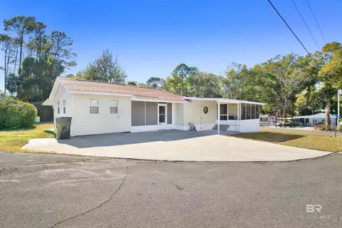 511 512 Elberta Loop, Lillian, AL 36549