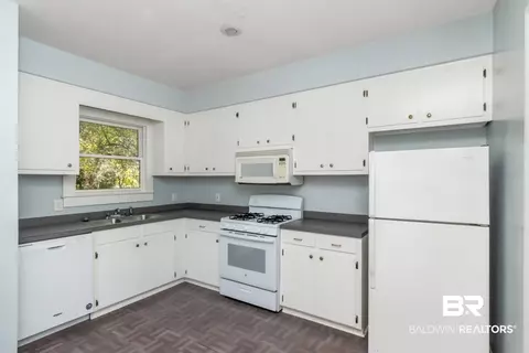 731 Jemison St, Mobile, AL 36606 photo 9