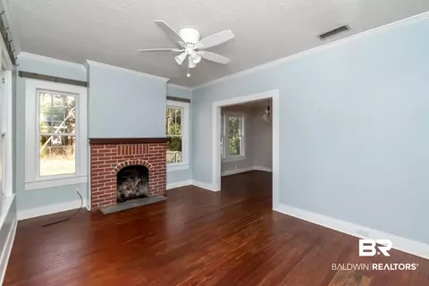 731 Jemison St, Mobile, AL 36606 photo 4