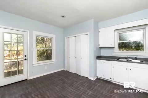 731 Jemison St, Mobile, AL 36606 photo 6