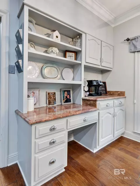 Kitchen - 2104 Marchfield Dr E, Mobile, AL 36693 photo 1 of 6