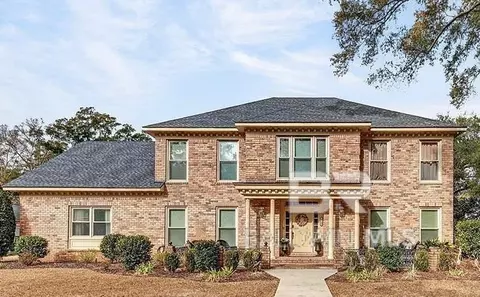 2104 Marchfield Dr E, Mobile, AL 36693
