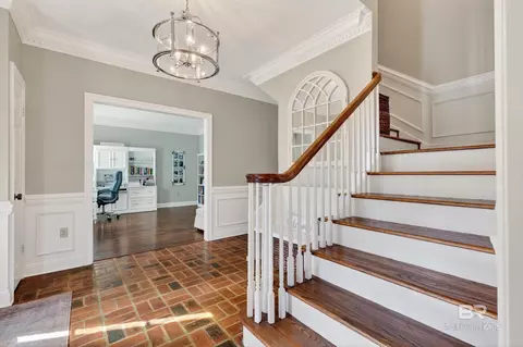 Entry Way - 2104 Marchfield Dr E, Mobile, AL 36693 photo 2 of 5