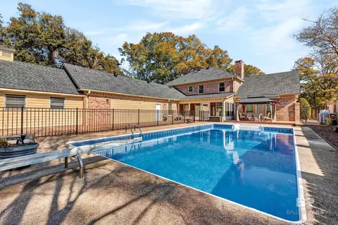 Exterior - 2104 Marchfield Dr E, Mobile, AL 36693 photo 15 of 17