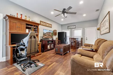 2104 Marchfield Dr E, Mobile, AL 36693 photo 25