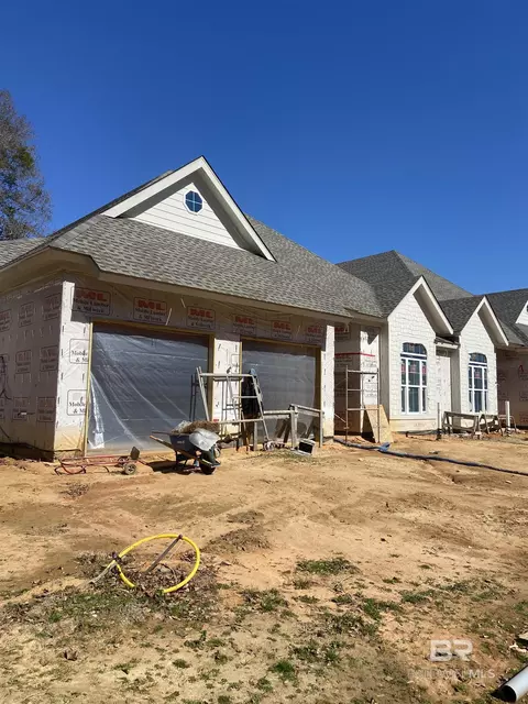 105 Sadie Ln #105, Fairhope, AL 36532