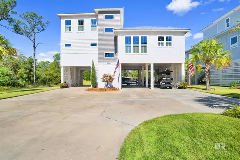 27071 Palmetto Dr, Orange Beach, AL 36561