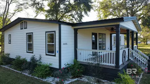 26056 Dyess Ln, Robertsdale, AL 36567