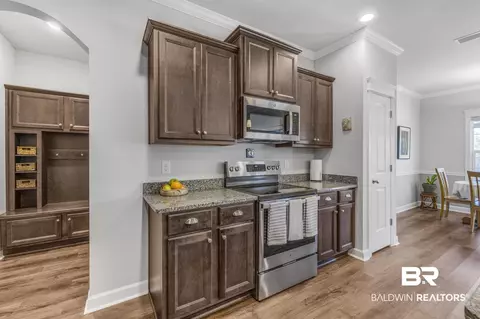 572 Begeman Rd, Mobile, AL 36608 photo 6