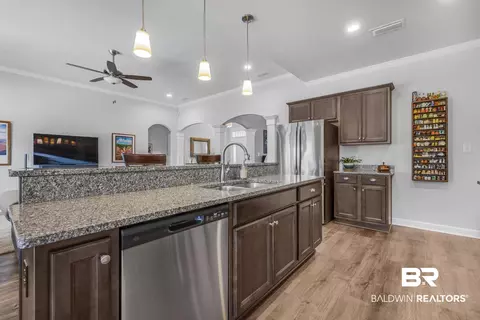 572 Begeman Rd, Mobile, AL 36608 photo 9