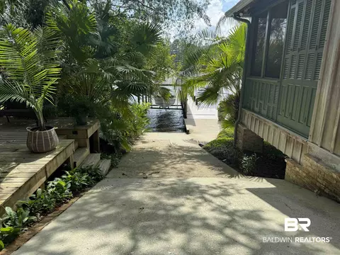 Exterior - 8401 Osprey Dr, Elberta, AL 36530 photo 18 of 19