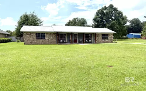 7409 Riverwood Dr E, Foley, AL 36535